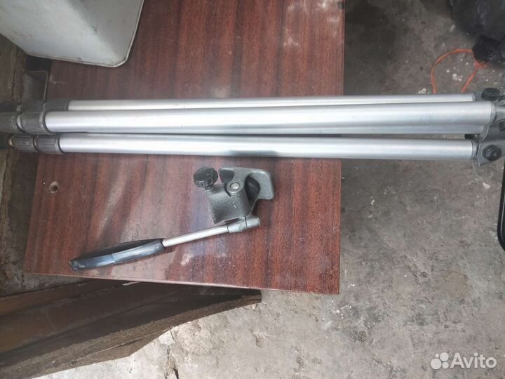 Штатив для фотоаппарата профессиональный