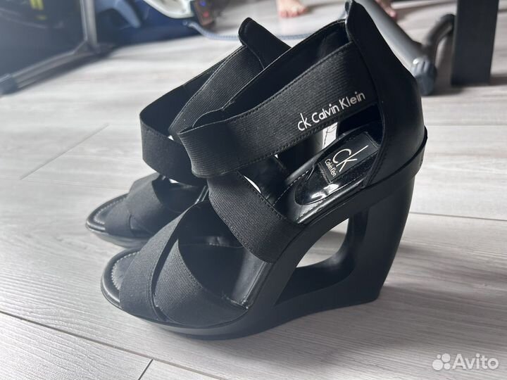 Босоножки женские 40 размер Ck