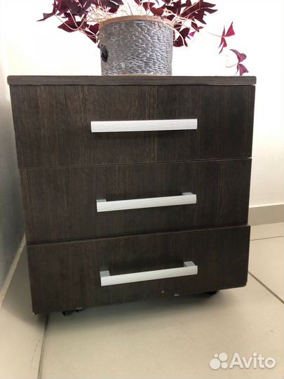 Тумба выкатная