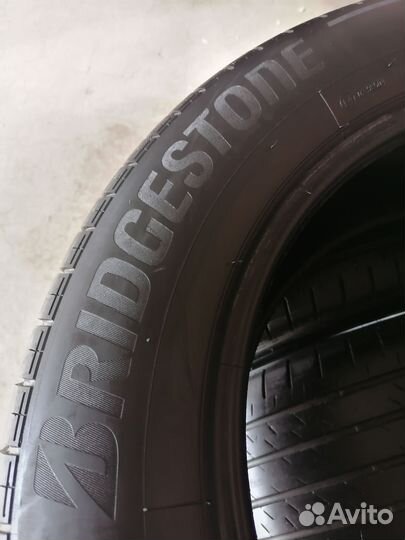 Bridgestone Alenza H/L 33 225/60 R18