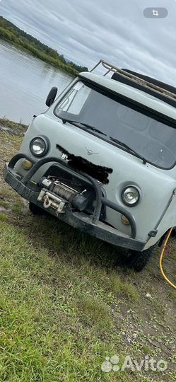 Продам бампер УАЗ