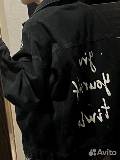 Джинсовая куртка