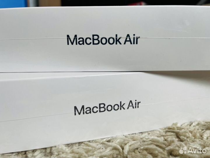 Macbook Air M2 (2022 года) mlxw3