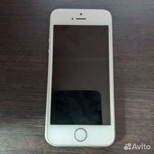 iPhone SE, 32 ГБ