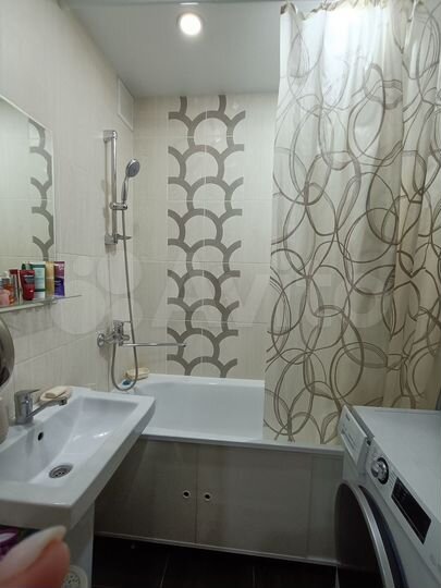 3-к. квартира, 63 м², 2/5 эт.