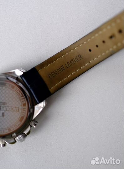 Наручные часы jacques lemans