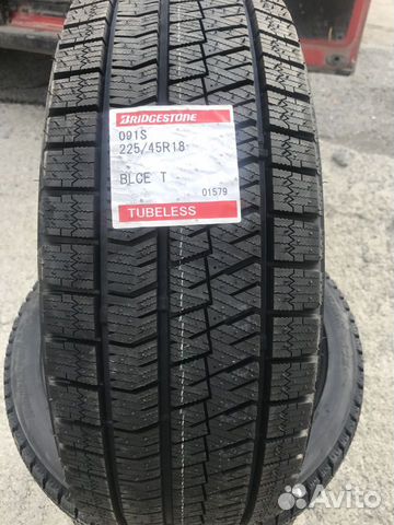 Bridgestone Blizzak Ice 225/45 R18 91S