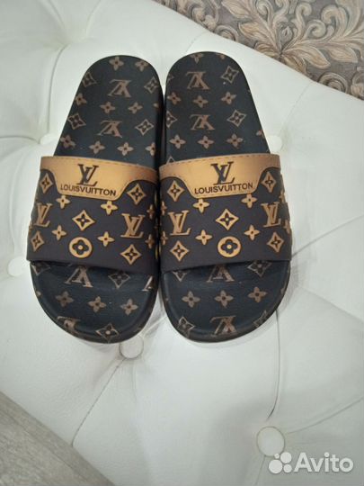 Шлепанцы женские 40 размер