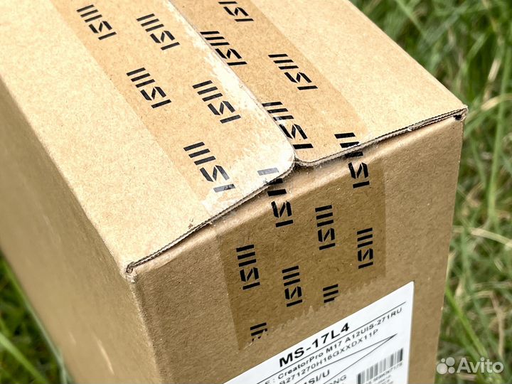 NEW MSI Creator PRO M17 17