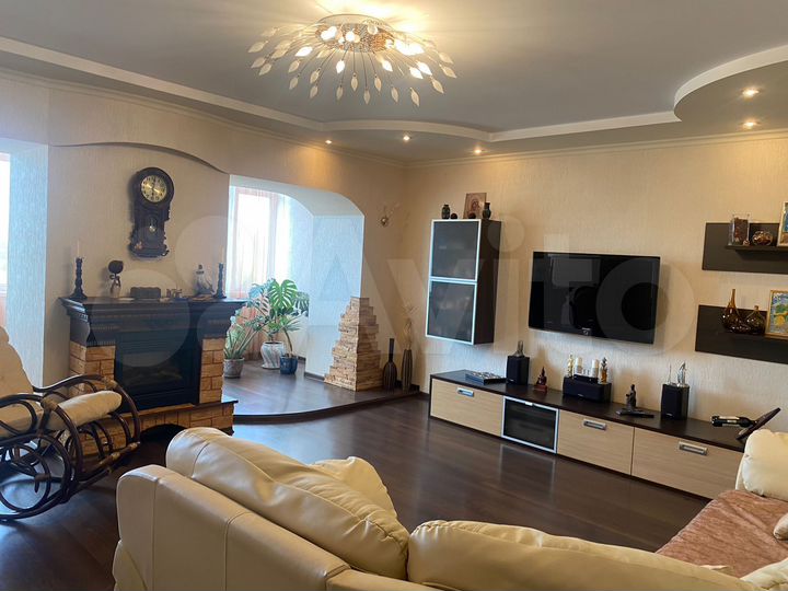 3-к. квартира, 125 м², 4/5 эт.