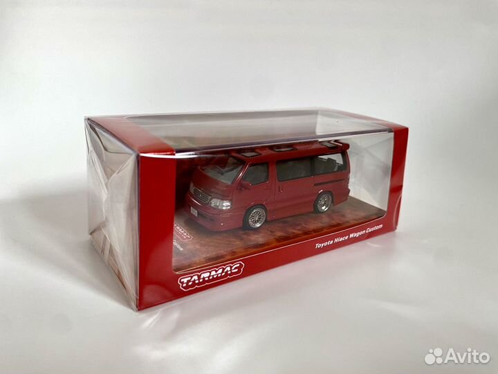 Модель Tarmac 1 64 Toyota Hiace Wagon Custom