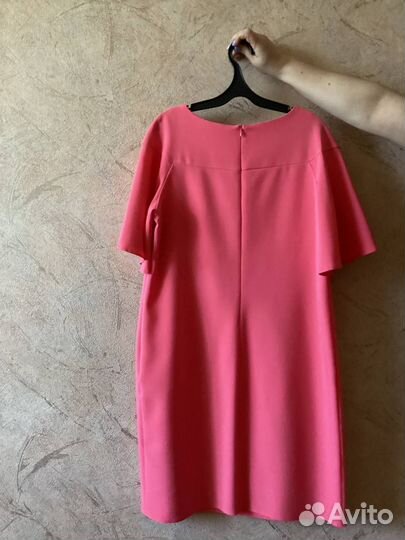 Нарядное женское платье