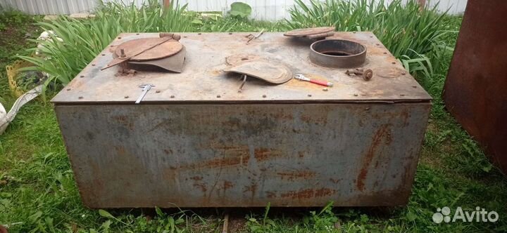 Емкость металлическая под гсм