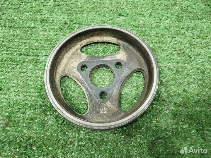 Шкив насоса гур Chevrolet Niva универсал 2123 2006