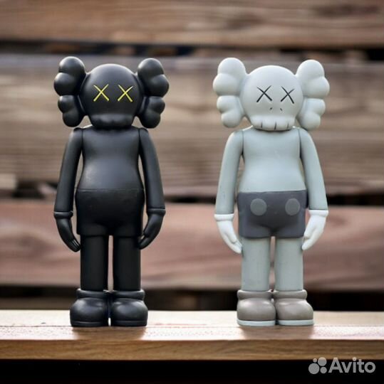 Фгурки Kaws классика