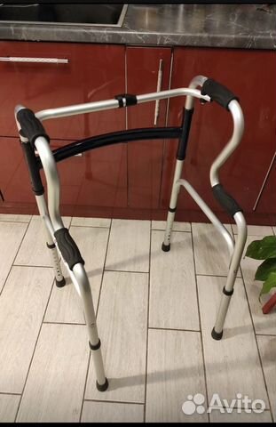 Ходунки для инвалидов