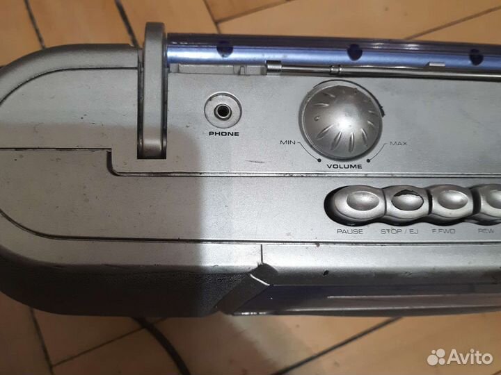 Магнитола Bork RA SAT 2205 SI