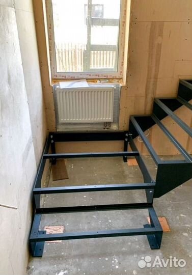 Металлокаркас для лестницы 