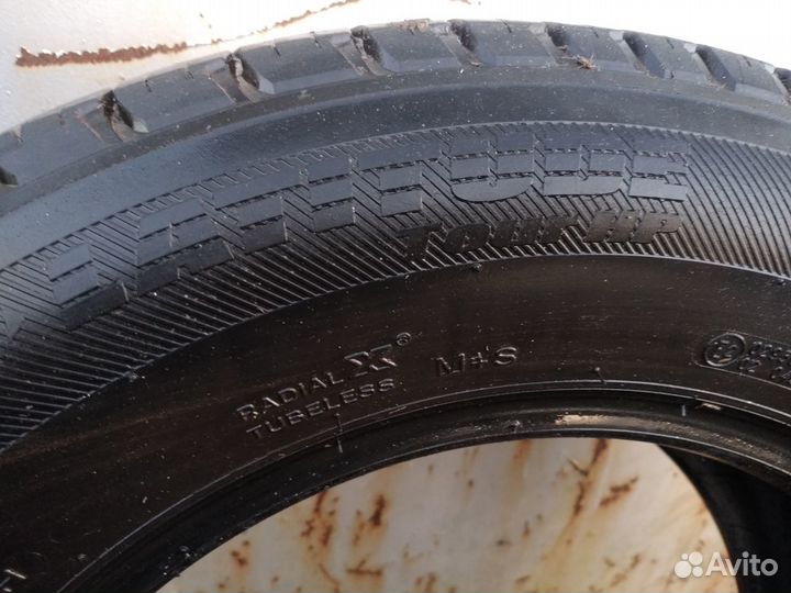 Michelin Latitude Tour HP 215/75 R16