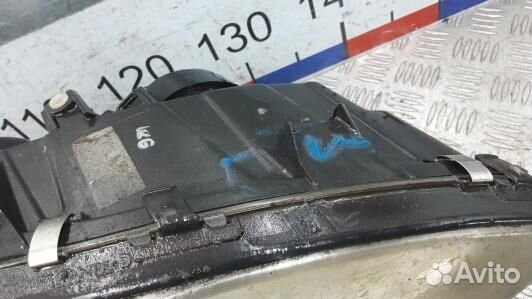 Фара правая mercedes benz vito W639 (2UK11MU01)