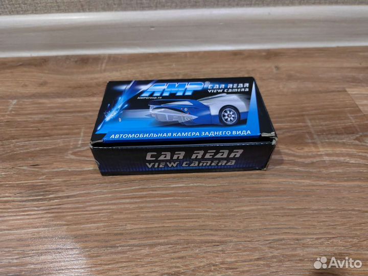 Камера заднего вида AMP