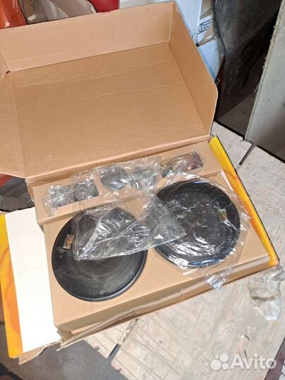 Колонки в авто