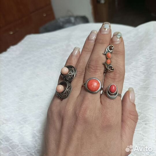 Коралл СССР серьги,бусы,кольца