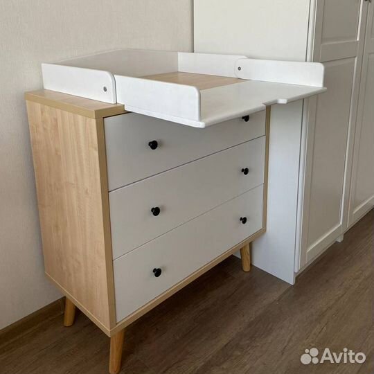 Съёмный складной пеленальный столик на комод