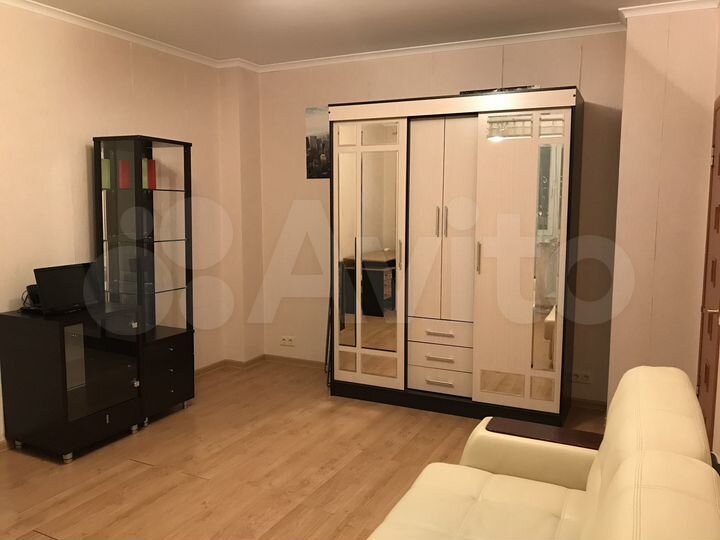 1-к. квартира, 40 м², 5/17 эт.