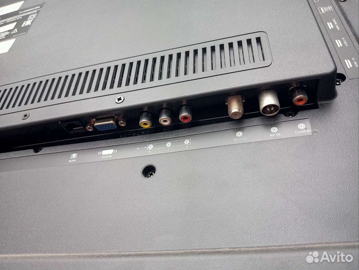 Продаётся телевизор смарт tv