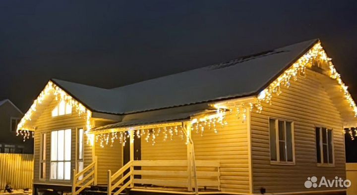 Уличная новогодняя гирлянда бахрома