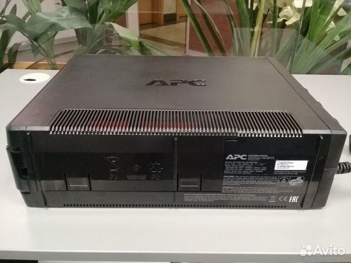 APC Back-UPS Pro 1500 (евроразетки)