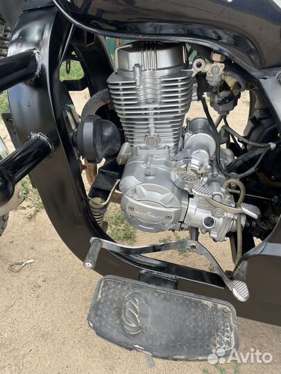 Продам трицикл лифан 200 кубов