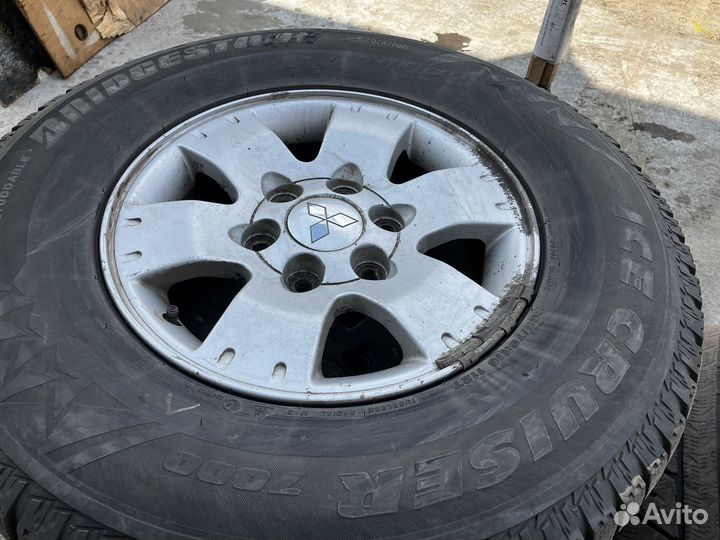 Колеса Mitsubishi Pajero 3 R16