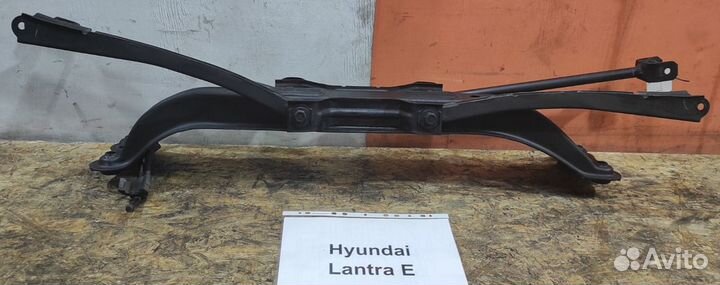 Балка подвески задняя Hyundai Lantra E, 1997г