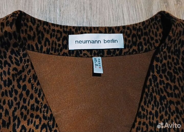 Безрукавка женская