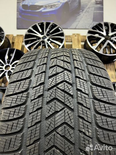 Pirelli Scorpion Winter 285/45 R22 114V