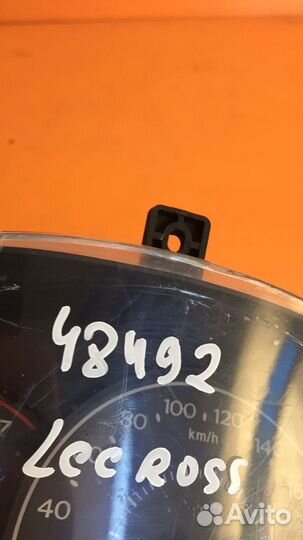 Панель приборов на Geely LC Cross