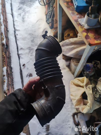 Патрубок воздушного фильтра hyundai sonata y3