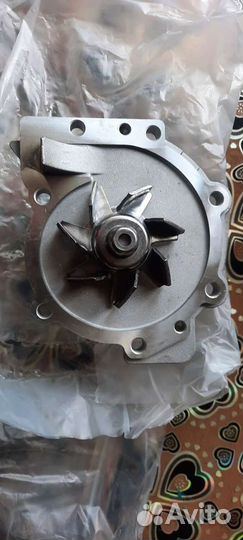 Помпа volvo s60.s80.v70.xc60