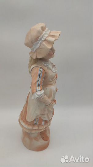 Фигура Девушка фарфор бисквит первая половина X