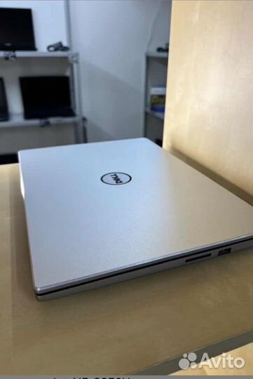 Новый ноутубк Dell 7472 i5