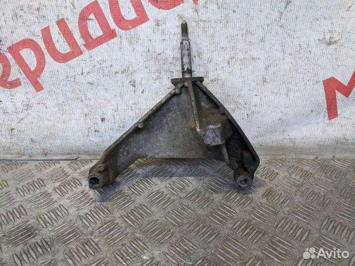 Кронштейн кпп Renault Espace JK 2005