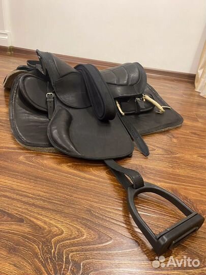 Седло для лошади