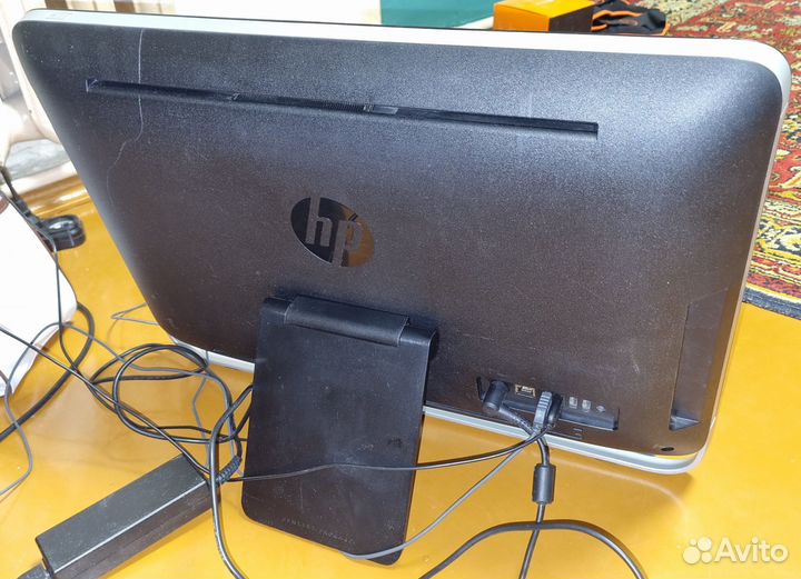Моноблок HP Pavilion 23