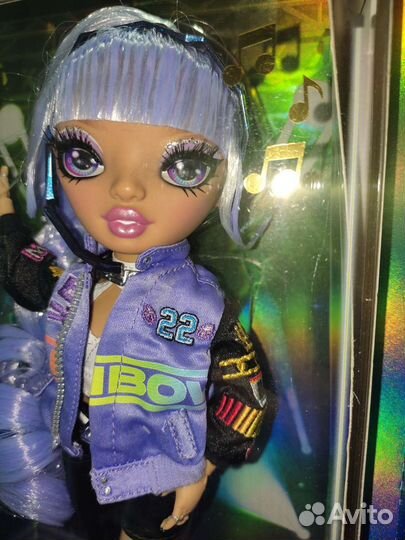 Кукла Rainbow High Tessa Park Тесса Парк