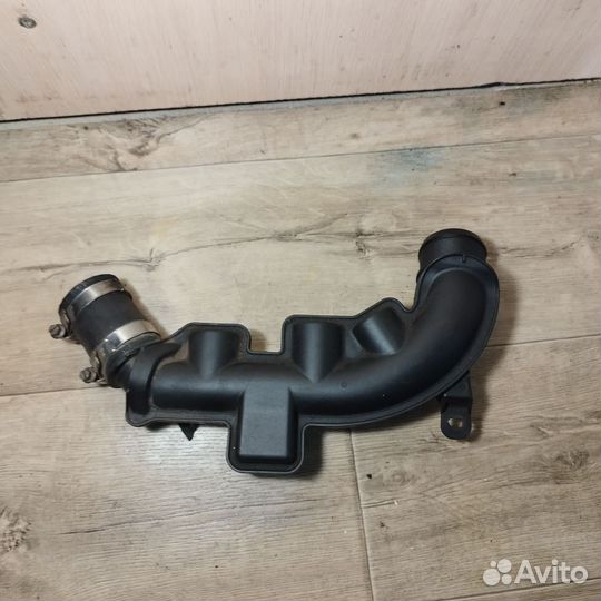 Патрубок интеркулера Citroen C5 X7, 2012г.в