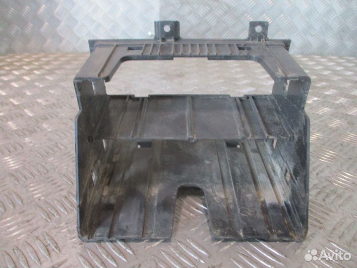 Рамка под магнитолу Volvo 20393215