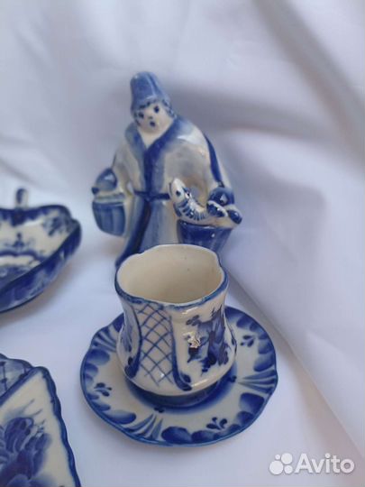 Фарфоровая посуда гжель