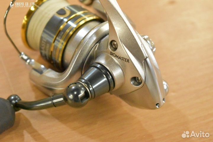 Катушка Shimano 08 Biomaster 1000 + 2 шпули 1000S